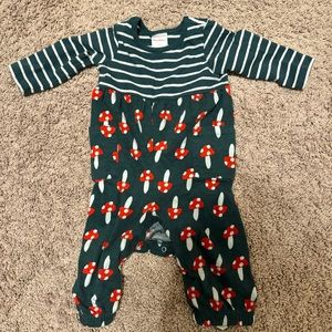 Hanna Andersson long sleeve mushroom romper